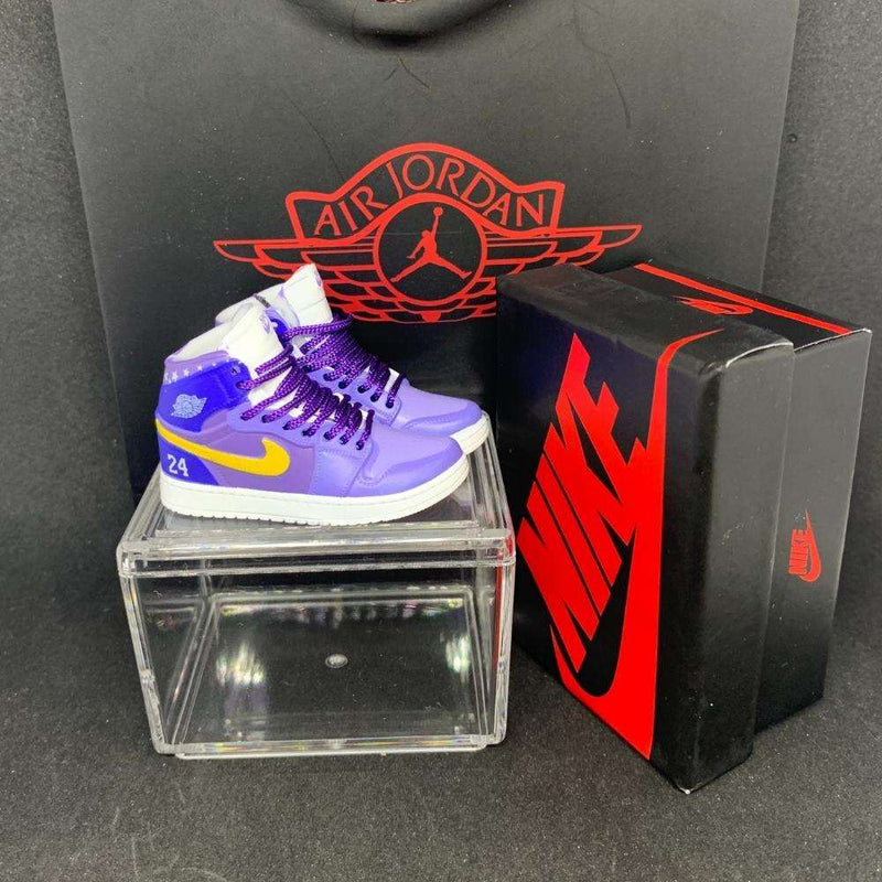 Mini sneakers 3D Kobe24 de Nike, un cadeau unique pour les occasions spéciales