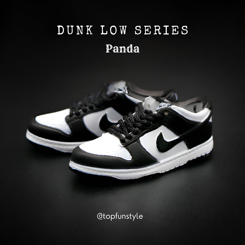 Nike Dunk Low miniature - pièce de collection exclusive pour les fans de mode urbaine